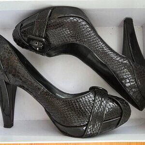 NEW WHBM Black Genie high heels 👠 Size 8.5
